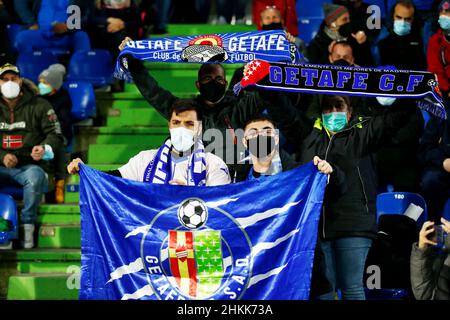 Getafe, Spanien. 4th. Februar 2022. Getafe Fans Fußball: Spanisches Spiel der 'La Liga Santander' zwischen Getafe CF 3-0 Levante UD im Coliseum Alfonso Perez in Getafe, Spanien. Quelle: Mutsu Kawamori/AFLO/Alamy Live News Stockfoto