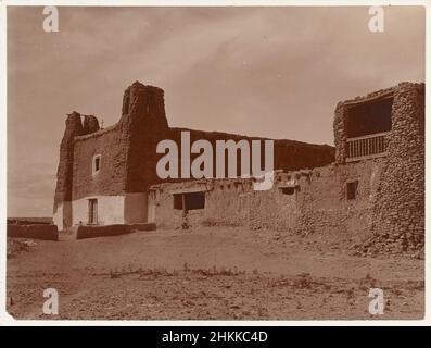 Vintage Fotodruck ca. 1905 der Mission San Esteban Rey, eine alte Kirche, gebaut ca. 1641 in Acoma Pueblo, New Mexico. Edward S. Curtis, 1868-1952, Fotograf Stockfoto