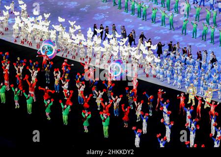 Peking, China. 04th. Februar 2022. PEKING, CHINA. 04. Februar 2022 - die Eröffnungszeremonie der Olympischen Spiele 2022 in Peking Quelle: Iris van den Broek /Alamy Live News Stockfoto