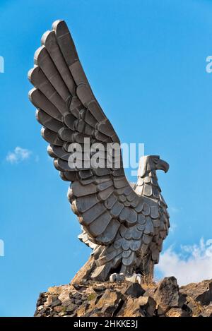 Statue eines Adlers, Jerewan, Armenien Stockfoto