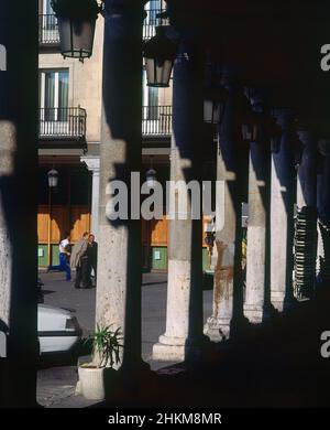 PLAZA MAYOR - SOPORTALES. Lage: AUSSEN. Valladolid. SPANIEN. Stockfoto