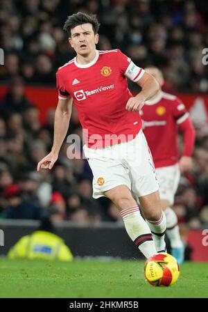 Manchester, Großbritannien. 4th. Februar 2022. Harry Maguire von Manchester United während des Emirates FA Cup-Spiels in Old Trafford, Manchester. Bildnachweis sollte lauten: Andrew Yates / Sportimage Stockfoto