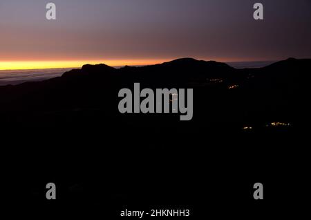 Dörfer von El Toscon und Artenara bei Sonnenuntergang. Der Nublo Rural Park. Gran Canaria. Kanarische Inseln. Spanien. Stockfoto