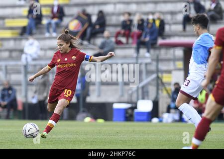 Rom, Italien. 05th. Februar 2022. Manuela Giugliano von AS Roma während der Serie A Spiel zwischen Roma Calcio und im Stadio Tre Fontane am 5. Februar 2022 in Rom, Italien. Quelle: Live Media Publishing Group/Alamy Live News Stockfoto