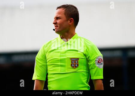 5th. Februar 2022 : Weston Homes Stadium, Peterborough, Cambridgeshire, England; FA Cup Football, Peterborough gegen Queens Park Rangers; Schiedsrichter David Webb Stockfoto