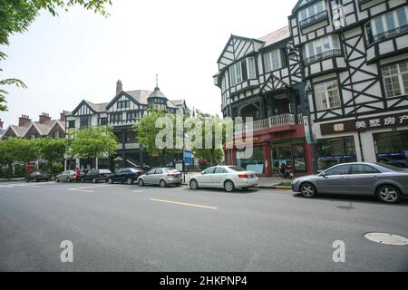 Am Stadtrand von Songjiang, in der Neuen Stadt, wurde die Themse Town, eine der ersten ausländischen Städte Shanghais, realisiert. Stockfoto