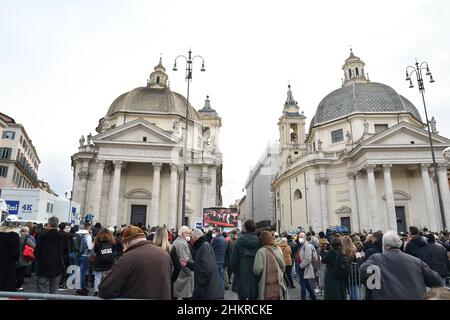 Rom, Italien. 05th. Februar 2022. Rom, Monica Vittis Beerdigung in der Kirche der abgebildeten Künstler: Kredit: Unabhängige Fotoagentur/Alamy Live News Stockfoto