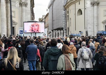Rom, Italien. 05th. Februar 2022. Rom, Monica Vittis Beerdigung in der Kirche der abgebildeten Künstler: Kredit: Unabhängige Fotoagentur/Alamy Live News Stockfoto