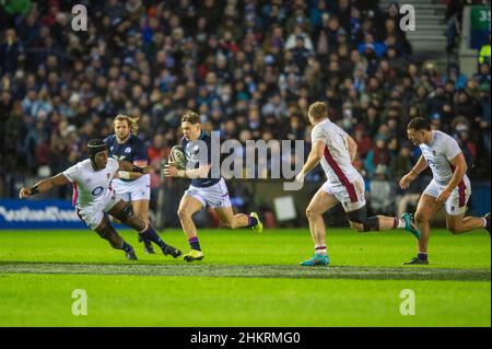 5th. Februar 2022: Guinness Six Nations 2022, ScotlandÕs Darcy Graham macht eine Pause während des Spiels Schottland gegen England Kalkutta Cup im BT Murrayfield Stadium. Edinburgh. Schottland, Großbritannien. Quelle: Ian Rutherford Alamy Live News. Stockfoto