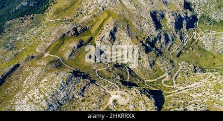 Luftbild, Serpentinen im Tramuntana-Gebirge bei Escorca, Mallorca, Balearen, Spanien, Coll dels Reis, Es, Escorca, Europa, Luftaufnahme Stockfoto