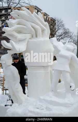 Foto aufgenommen beim Winterfest, einem Winterfest, das die Kälte- und Eisskulpturen feiert, im Genfersee, Wisconsin, USA. Stockfoto