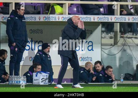 Florenz, Italien. 05th. Februar 2022. Cheftrainer Vincenzo Italiano (Fiorentina) während des ACF Fiorentina gegen SS Lazio, italienische Fußballserie A Spiel in Florenz, Italien, Februar 05 2022 Quelle: Independent Photo Agency/Alamy Live News Stockfoto