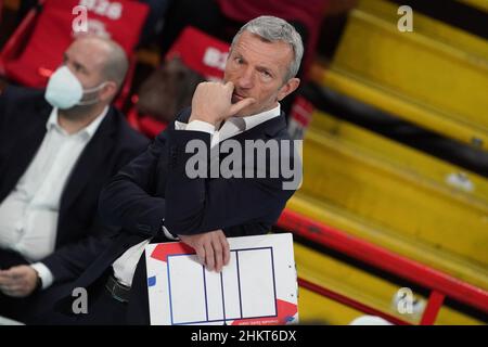 Perugia, Italien. 05th. Feb 2022. marco bonitta (1Â allenatore consar ravenna)ar während der Sir Safety Conad Perugia gegen Consar Ravenna, Volleyball Italienische Serie A Männer Superliga Meisterschaft in Perugia, Italien, Februar 05 2022 Quelle: Independent Photo Agency/Alamy Live News Stockfoto