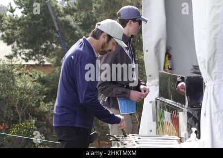 Pebble Beach, USA. 05th. Februar 2022. Ray Romano schaut während der dritten Runde des AT&T Pro-am PGA Tour Golf Events im Monterey Peninsula Country Club, Monterey Peninsula, Kalifornien, USA nach oben Kredit: Motofoto/Alamy Live News Stockfoto