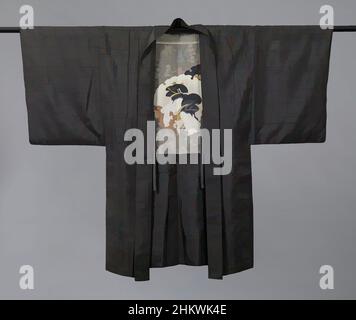 Kunst inspiriert von Herrenjacke, Herrenhaori mit Geisha und Skeletten, Haori für einen Mann mit Dekoration auf dem Futter von zwei teilweise überlappenden Schneeflocken-förmigen Kartuschen mit drei Geisha, vor einem Hintergrund eines Musters aus tanzenden und musizierenden Skeletten, mit einem kalligrafischen, Klassische Werke, die von Artotop mit einem Hauch von Moderne modernisiert wurden. Formen, Farbe und Wert, auffällige visuelle Wirkung auf Kunst. Emotionen durch Freiheit von Kunstwerken auf zeitgemäße Weise. Eine zeitlose Botschaft, die eine wild kreative neue Richtung verfolgt. Künstler, die sich dem digitalen Medium zuwenden und die Artotop NFT erschaffen Stockfoto