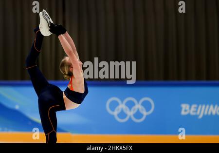 Peking, China. 06th. Februar 2022. PEKING, CHINA - 6. FEBRUAR: Eiskunstläufer Lindsay van Zundert während des Trainings während der Olympischen Spiele 2022 in Peking im Capitol Indoor Stadium am 6. Februar 2022 in Peking, China (Foto von Iris van den Broek/Orange Picics) NOCNSF Credit: Orange Pics BV/Alamy Live News Stockfoto