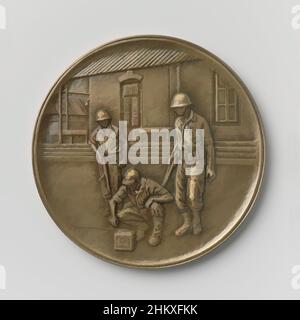 Kunst inspiriert von der Befreiung der Zuckerfabrik Djatiroto 22. Juli 1947, Bronzemedaille in blauer Schachtel. Vorne: Drei Marines, die vordere in der Nähe einer Batterie hockend. Die anderen beiden Figuren stehen, Gewehr bereit, neben der ersten. Im Hintergrund das Verwaltungsgebäude des Zuckers, Classic Works modernisiert von Artotop mit einem Schuss Modernität. Formen, Farbe und Wert, auffällige visuelle Wirkung auf Kunst. Emotionen durch Freiheit von Kunstwerken auf zeitgemäße Weise. Eine zeitlose Botschaft, die eine wild kreative neue Richtung verfolgt. Künstler, die sich dem digitalen Medium zuwenden und die Artotop NFT erschaffen Stockfoto