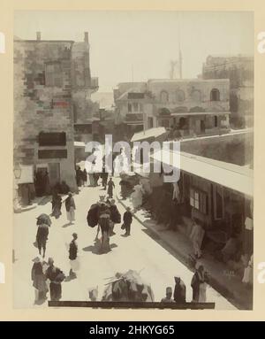 Kunst inspiriert von S 6. Das Jaffa-Tor. Jerusalem 244. Porte de Jaffa - das Jaffa-Tor, draußen., das Foto ist Teil der Serie von Fotografien aus Israel, Palästina und Syrien gesammelt von Richard Polak., Bonfils, Israël, c. 1895 - c. 1915, fotografische Unterstützung, Papier, Albumendruck, Klassische Werke, die von Artotop mit einem Schuss Moderne modernisiert wurden. Formen, Farbe und Wert, auffällige visuelle Wirkung auf Kunst. Emotionen durch Freiheit von Kunstwerken auf zeitgemäße Weise. Eine zeitlose Botschaft, die eine wild kreative neue Richtung verfolgt. Künstler, die sich dem digitalen Medium zuwenden und die Artotop NFT erschaffen Stockfoto