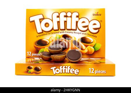 Schachtel mit Toffifee Karamell-Bonbons des deutschen Süßwarenunternehmens Storck Stockfoto