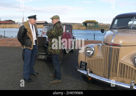 Maldon Essex, Großbritannien. 6th. Februar 2021. Mitglieder der Essex Military Vehicle Association veranstalten ihre jährliche Winterversammlung im Promenade Park in Maldon Essex. Die ausgestellten Ex-Militärfahrzeuge stammen aus militärischen Überschussauktionen, Schrottplätzen, Farmen und Scheunen und wurden von einer Gruppe von Enthusiasten, die die von Essex HMVA registrierte Wohltätigkeitsorganisation bilden, in ihren ursprünglichen Zustand zurückversetzt. Quelle: MARTIN DALTON/Alamy Live News Stockfoto