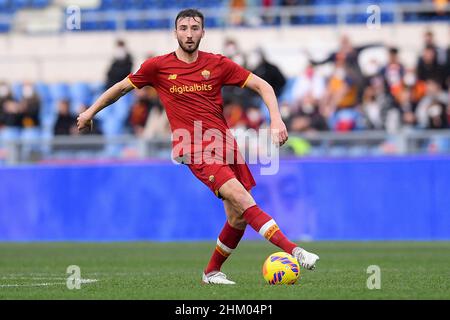 Rom, Italien. 05th. Februar 2022. Bryan Cristante von AS Roma während des Serie-A-Spiels zwischen Roma und Genua im Stadio Olimpico, Rom, Italien am 5. Februar 2022. Kredit: Giuseppe Maffia/Alamy Live Nachrichten Stockfoto