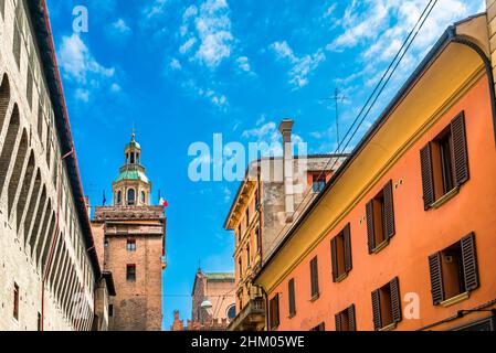 Historische Gebäude im Stadtzentrum von Bologna, Italien Stockfoto