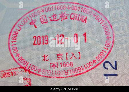 Chinesischer Stempel auf dem Pass Stockfoto