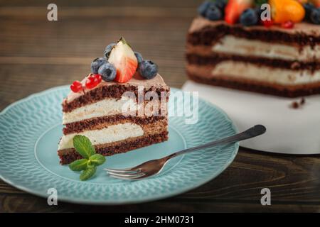 Schokoladenkuchen mit Haferkleie und Mandelmehl Stockfoto
