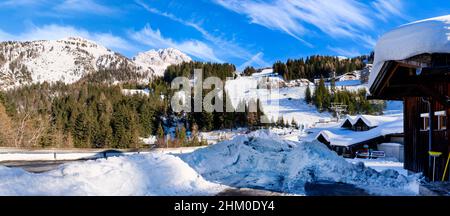 Alpen im Winter, Skigebiet Nassfeld - Berge Alpen, Österreich Stockfoto