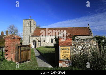 St. Giles Kirche, Houghton St. Giles Dorf, North Norfolk, England, Großbritannien Stockfoto