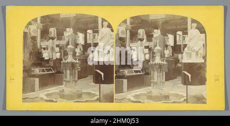 Kunst inspiriert von japanischer Sektion auf der Weltausstellung 1862, View in the Japanese Court, The International Exhibition of 1862, William England, Herausgeber: The London Stereoscopic and Photographic Company, London, 1862, Karton, Papier, Albumen Print, Höhe 83 mm × Breite 173 mm, Classic Works modernisiert von Artotop mit einem Schuss Moderne. Formen, Farbe und Wert, auffällige visuelle Wirkung auf Kunst. Emotionen durch Freiheit von Kunstwerken auf zeitgemäße Weise. Eine zeitlose Botschaft, die eine wild kreative neue Richtung verfolgt. Künstler, die sich dem digitalen Medium zuwenden und die Artotop NFT erschaffen Stockfoto