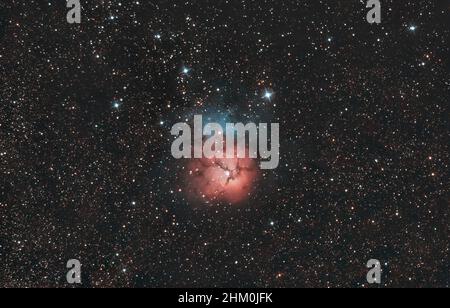 Nebel im All: M20, Trifid-Nebel Stockfoto