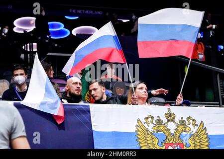 AMSTERDAM, NIEDERLANDE - 6. FEBRUAR: Fans der Russischen Föderation während des Männer-Futsal-EM 2022-Finalmatches zwischen Portugal und Russland im Ziggo Dome am 6. Februar 2022 in Amsterdam, Niederlande (Foto: Jeroen Meuwsen/Orange Picles) Stockfoto