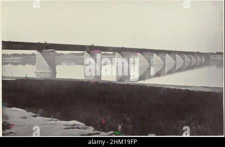 Kunst inspiriert von der Eisenbahnbrücke über die Yamuna in der Nähe von Allahabad, der Eisenbahnbrücke über die Jumna (Originaltitel), Diese Eisenbahnbrücke verbindet die Ufer auf beiden Seiten der Yamuna, kurz bevor der Fluss in den Ganges fließt. Die 1865 fertiggestellte Brücke auf 1006 Metern (3300 Fuß) wurde von Artotop mit einem Hauch von Moderne modernisiert. Formen, Farbe und Wert, auffällige visuelle Wirkung auf Kunst. Emotionen durch Freiheit von Kunstwerken auf zeitgemäße Weise. Eine zeitlose Botschaft, die eine wild kreative neue Richtung verfolgt. Künstler, die sich dem digitalen Medium zuwenden und die Artotop NFT erschaffen Stockfoto