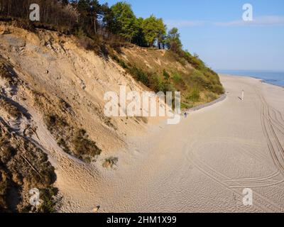 Leerer Strand in Jastrzebia Gora, nördlichste Stelle in Polen Stockfoto