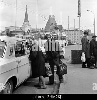 Komsomolskaja-Platz, Jaroslawski-Bahnhof, Moskau, Russland, UdSSR, April 1976 Stockfoto