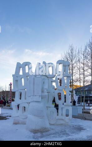 Breckenridge, Colorado - 30. Januar 2022: Internationale Schneeskulpturen-Meisterschaften in Breckenridge, Colorado Stockfoto