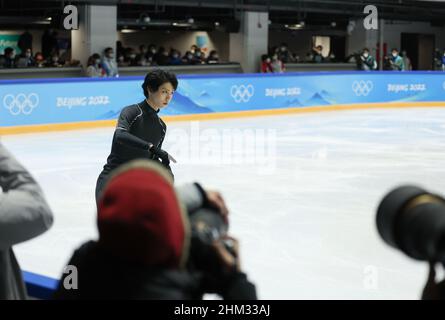 Peking, China. 7th. Februar 2022. Hanyu Yuzuu aus Japan trainiert im Capital Indoor Stadium in Peking, der Hauptstadt Chinas, am 7. Februar 2022. Quelle: Cao Can/Xinhua/Alamy Live News Stockfoto