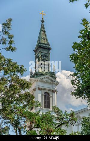 Budapest, Ungarn 21.08.2021. Budapest Mutterkirche der Jungfrau Maria von der Himmelfahrt in der Innenstadt an einem sonnigen Sommertag Stockfoto