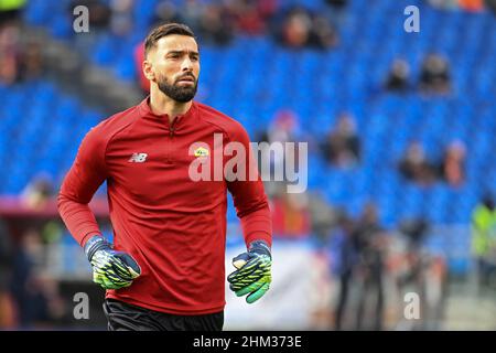 Rom, Italien. 05th. Februar 2022. Rui Patricio von A.S. Roma während des 24th. Tages der Serie A Meisterschaft zwischen A.S. Roma und Genua FC am 5th. Februar 2022 im Stadio Olimpico in Rom, Italien. (Foto von Domenico Cippitelli/Pacific Press) Quelle: Pacific Press Media Production Corp./Alamy Live News Stockfoto