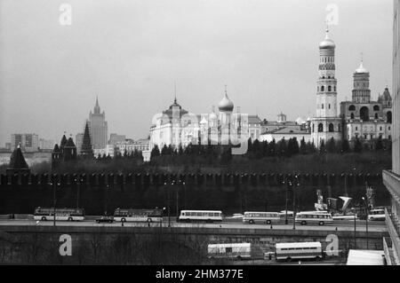 Blick aus Moskau mit dem Kreml, Moskau, Russland, UdSSR, April 1976 Stockfoto