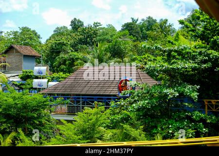 Lampung, Indonesien, Februar 06 2022- der 'Slanik Waterpark' ist einer der größten Wasserparks in Lampung. Nicht nur das, sondern in diesem Wasserpark gibt es Stockfoto