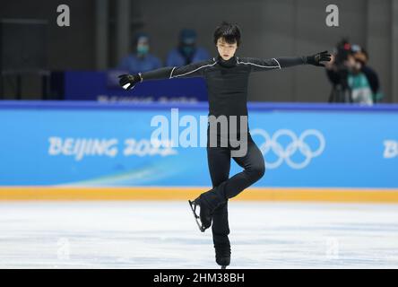 Peking, China. 7th. Februar 2022. Hanyu Yuzuu aus Japan trainiert im Capital Indoor Stadium in Peking, der Hauptstadt Chinas, am 7. Februar 2022. Quelle: Cao Can/Xinhua/Alamy Live News Stockfoto