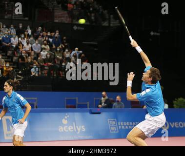 Nicolas Mahut aus Frankreich beim Doppel-Finale der Open Sud de Fance 2022, ATP 250 Tennisturnier am 6. Februar 2022 in der Sud de France Arena in Montpellier Frankreich - Foto Laurent Lairys / DPPI Stockfoto