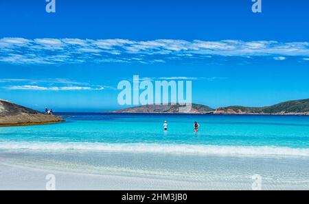 Panoramablick auf den berühmten Strand von Hellfire Bay, Cape Le Grand, in der Nähe von Esperance, Western Australia, WA, Australien Stockfoto