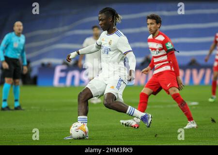 Eduardo Camavinga von Real Madrid während des Fußballspiels der spanischen Meisterschaft La Liga zwischen Real Madrid und Granada CF am 6. Februar 2022 im Santiago Bernabeu Stadion in Madrid, Spanien - Foto: IRH/DPPI/LiveMedia Stockfoto