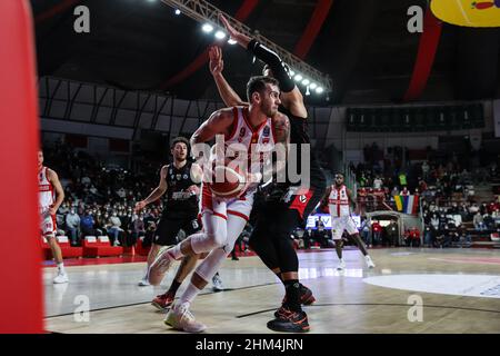 Paulius Sorokas #9 von Pallacanestro Varese OpenJobMetis in Aktion während des italienischen Basketball LBA Lega Basket Ein 2021/22-Spiel in der regulären Saison zwischen OpenJobMetis Varese und Virtus Segafredo Bologna in der Enerxenia Arena, Varese, Italien am 06. Februar 2022 Stockfoto