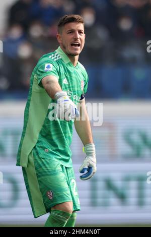 Bergamo, Italien, 6th. Februar 2022. Alessio Cragno von Cagliari während der Serie A Spiel im Gebiss Stadium, Bergamo. Bildnachweis sollte lauten: Jonathan Moscrop / Sportimage Stockfoto