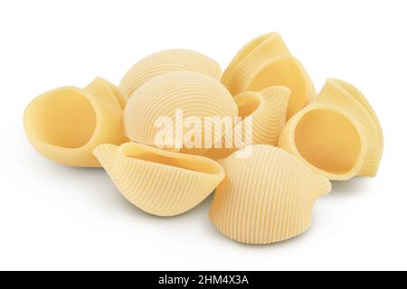 Lumaconi Pasta isoliert auf weißem Hintergrund mit Beschneidungspfad und voller Schärfentiefe Stockfoto