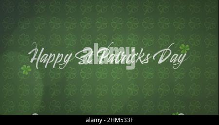 Bild der Worte Happy st patricks Day in weißen Buchstaben geschrieben Stockfoto